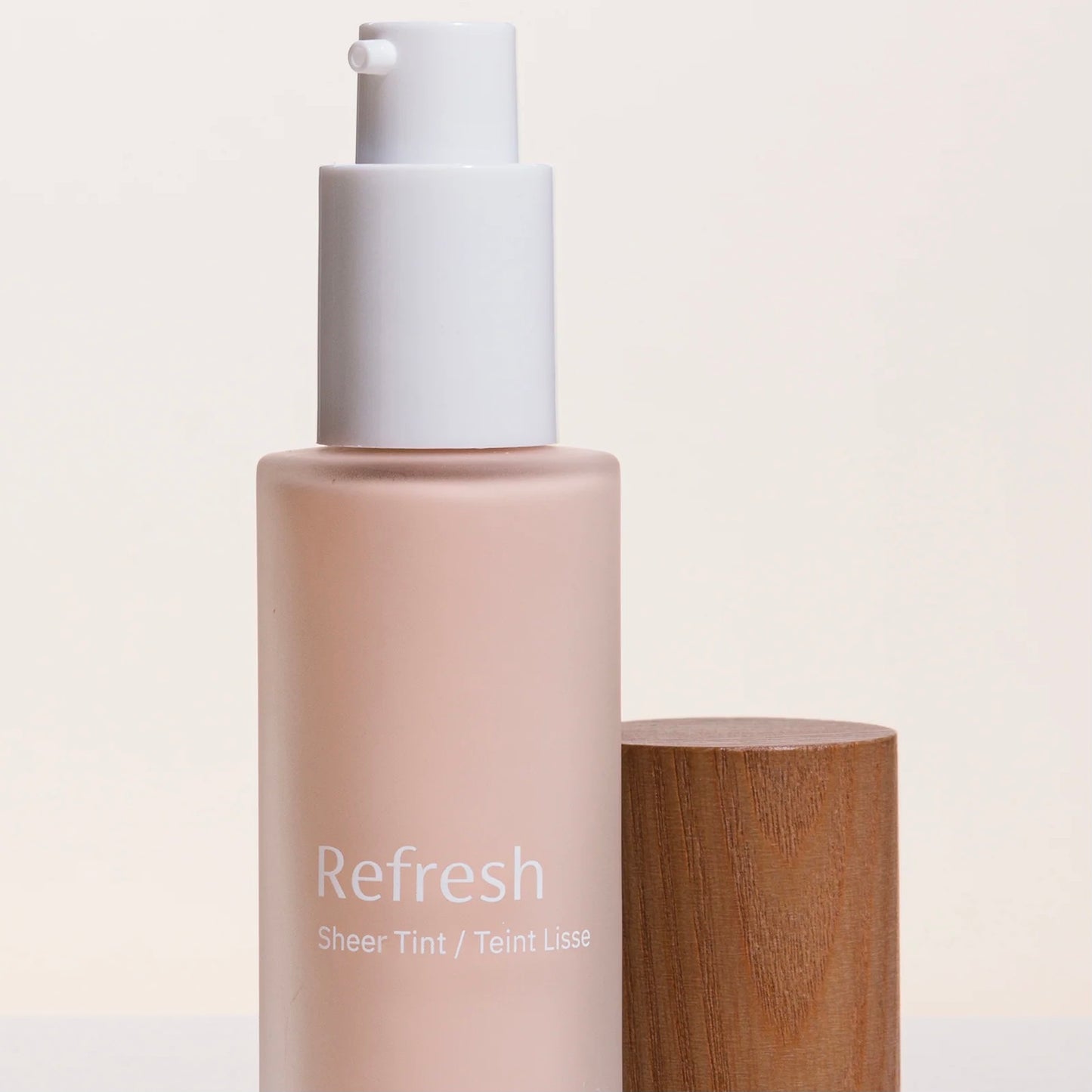 RN1 refresh liquid foundation in a neutral-very light tone. 