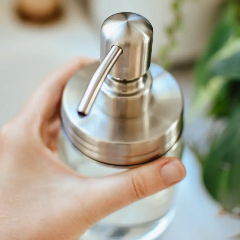 Metal mason jar pump lid